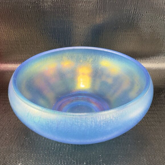 Fenton Celeste Stretch Glass Blue Iridescent Console Bowl Dish Shiny Finish Bowl - Picture 12 of 14